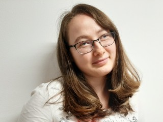 SELLENAH webcam girl as a performer. Gallery photo 1.