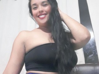 SexxyEsmeralda webcam girl as a performer. Gallery photo 1.