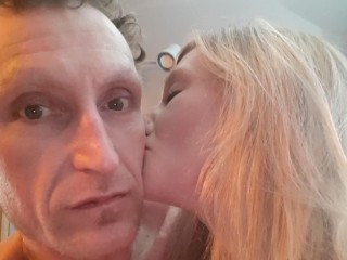 2XFUN webcam girl as a performer. Gallery photo 3.