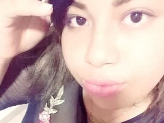 alice_browwn webcam girl as a performer. Gallery photo 2.