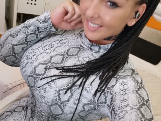 BootyGirlXXL webcam girl as a performer. Gallery photo 2.