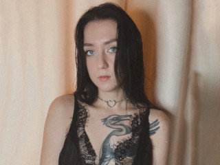 MariaMarais webcam girl as a performer. Gallery photo 6.