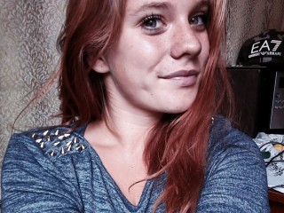 MollyCatt webcam girl as a performer. Gallery photo 1.