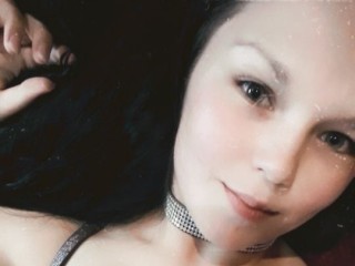 NiceJijii webcam girl as a performer. Gallery photo 2.