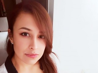 JenniferCruzz webcam girl as a performer. Gallery photo 4.