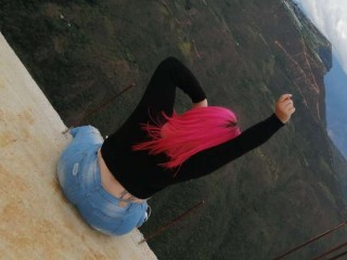 hilary_69 webcam girl as a performer. Gallery photo 5.