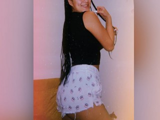 Giaa_Jones webcam girl as a performer. Gallery photo 1.