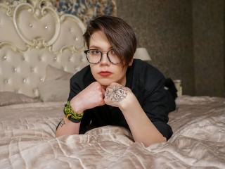 NattyVally webcam girl as a performer. Gallery photo 8.