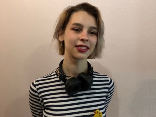 Marla_Young webcam girl as a performer. Gallery photo 1.