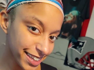 Tattedoll webcam girl as a performer. Gallery photo 2.