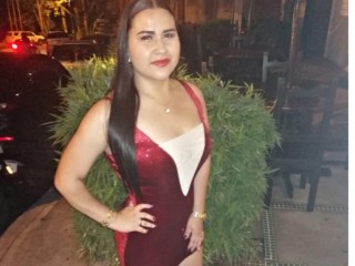 SelenaHernandez webcam girl as a performer. Gallery photo 2.