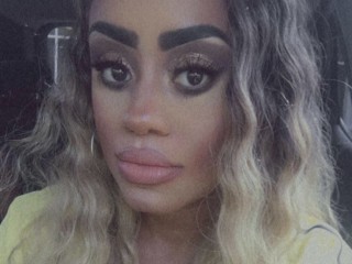 CashtonBanks webcam girl as a performer. Gallery photo 2.