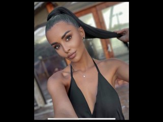 FitnessBikini webcam girl as a performer. Gallery photo 2.