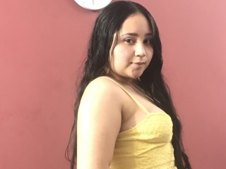 Madeleine_cute webcam girl as a performer. Gallery photo 1.