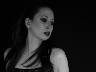 KatyVampy webcam girl as a performer. Gallery photo 7.