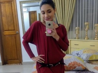 Sara_Kleiin webcam girl as a performer. Gallery photo 2.