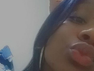 Joselinfresh webcam girl as a performer. Gallery photo 4.