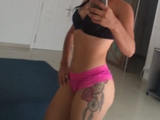 MadisonBroown webcam girl as a performer. Gallery photo 3.