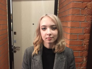 SHARLINN webcam girl as a performer. Gallery photo 8.