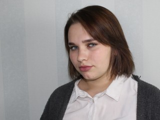 LesliVero webcam girl as a performer. Gallery photo 4.