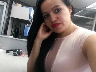 ToriKravi webcam girl as a performer. Gallery photo 1.