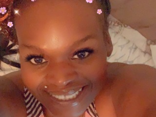 EvaEssence webcam girl as a performer. Gallery photo 4.